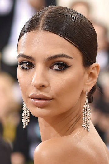 Emily Ratajkowski, con un delineado