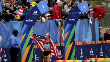 Shalane Flanagan dio la sorpresa
