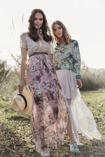 Fabri: camisa con transparencia y