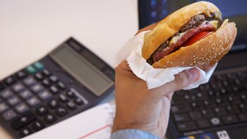 La “comida chatarra” desvía la