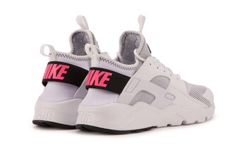 La huarache, el calzado deportivo