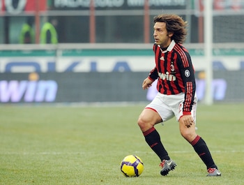 En el Milan jugó entre