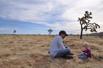 Matt Logelin con su hija,