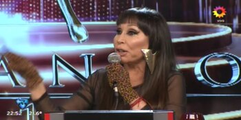 Moria Casán, enojada al aire