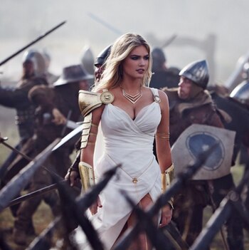 Bella entre gladiadores. Foto: Instagram