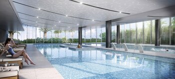 Dos piscinas climatizadas, una exclusiva