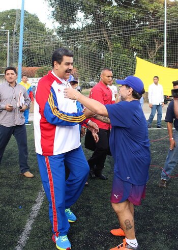 Ayer, en una reunión con