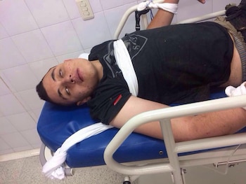 Uno de los jóvenes que