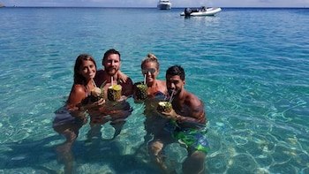 Suárez, Messi, Balbi y Roccuzzo