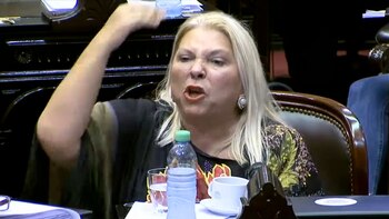 Lousteau mantiene una relación tensa