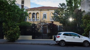 El frente de la casa de Zaffaroni