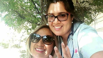 Brenda Biggiati y su madre