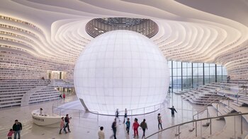 La orbe central es gran