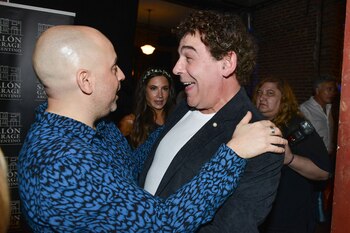 Saludando a Sergio Company. Foto: