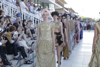 El desfile en el Hipódromo