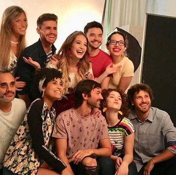 El elenco de “Simona”