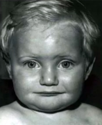 Paul Booth, el menor de