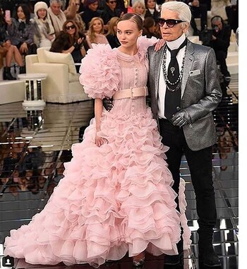 Junto a Karl Lagerfeld.