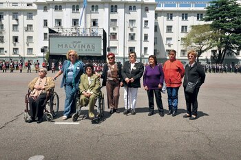 Las mamás de los héroes.