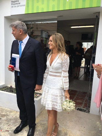 Cuando estaban camino al Registro