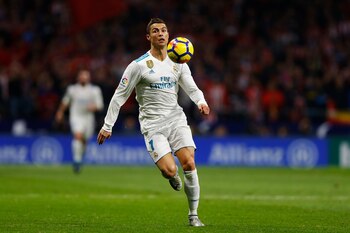 Ronaldo deberá ampliar su cochera