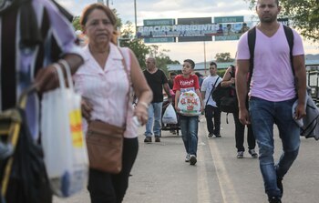 Cada día miles de venezolanos