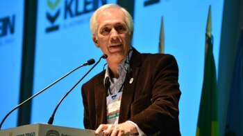 Guillermo Bernaudo vuelve al ministerio.