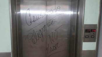 El ascensor quedó clausurado (www.cadena3.com)