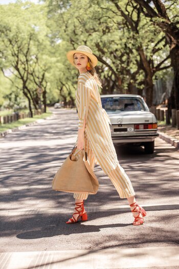 Camisa larga ($ 2.039, Melocotón),