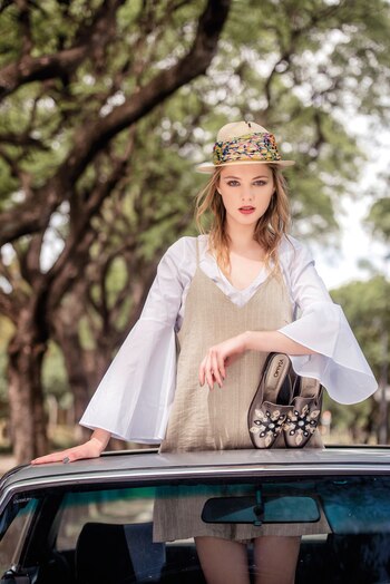 Blusa ($ 599, Basement), mono