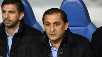 Ramón Díaz, junto a su