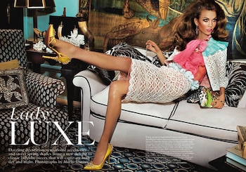 Producción en Vogue UK. Karlie