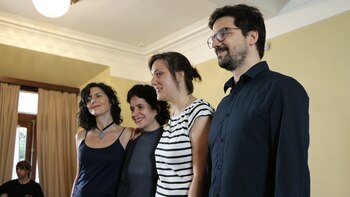 Celeste Orozco acompañada por Josefina