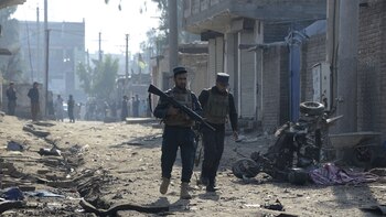 Entre los muertes hay seis