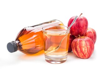 Para bajar de peso es necesario combinar hábitos saludables (Getty Images)