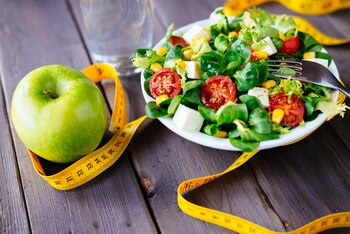 Restringir alimentos puede generar un efecto rebote en el organismo (Getty Images)