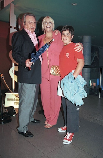 La familia unida: Santiago, Carmen