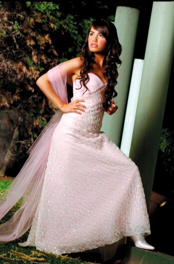 Lali con su increíble vestido