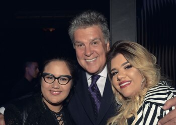 Su hermana Rocío y Luis