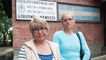 Dos madres de las alumnas involucradas defendieron al directivo (Los Andes)