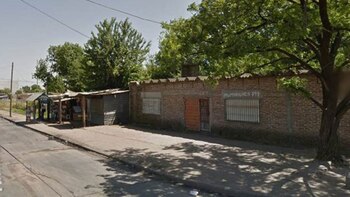 El crimen ocurrió en Humahuaca al 800 en Don Orione, partido de Almirante Brown (Google Street View)