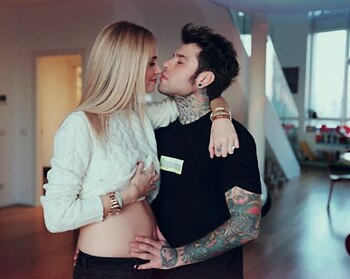Chiara en la dulce espera con el cantante Fedez, quien cuenta con 4,6 M followers.
