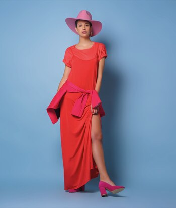 Remera de algodón y vestido