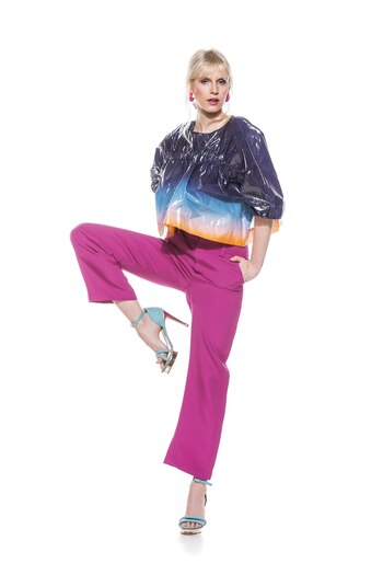 Top (JT), pantalón ancho ($ 2.688,