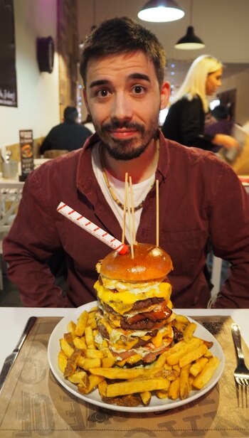 Mi cara de niño bueno es por el tamaño