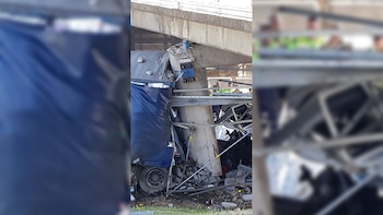El camión transportaba artículos de
