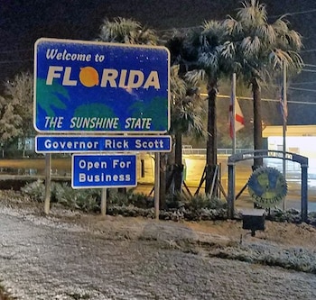 Florida, en el sureste de Estados Unidos, es tradicionalmente conocido como el “estado del sol”, pero el pasado fin de semana los floridanos experimentaron nieve en el norte (Foto: NorthEscambia.com )