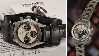 A la izquierda, una carta