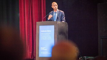 El ministro de Transporte, Guillermo Dietrich, explicó los alcances de la iniciativa que busca reducir el costo portuario