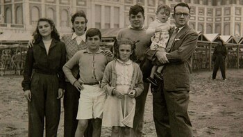 La familia Guevara en Mar